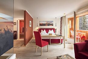 Dolomit Boutique Hotel