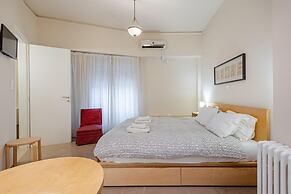 Boutique Studio Acropolis