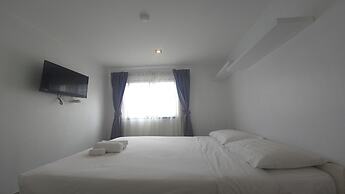 Boutique Comfort 1BR T2-410