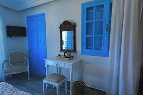 Bellapais Abbey Boutique Hotel