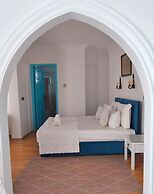 Bellapais Abbey Boutique Hotel
