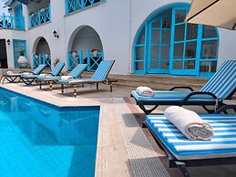 Bellapais Abbey Boutique Hotel