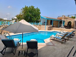 Bellapais Abbey Boutique Hotel