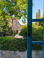 Bellapais Abbey Boutique Hotel