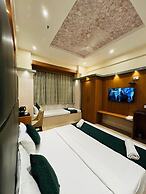 Hotel BKC Majestic