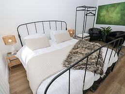 Canal View Apartment
