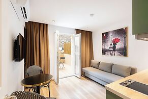 Les Suites Tour Eiffel