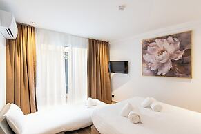 Les Suites Tour Eiffel
