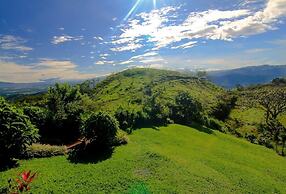 Atenas Magic Mountain Views