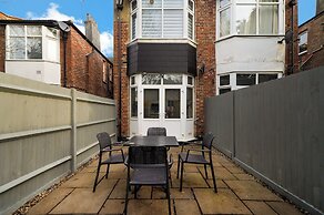 Central Harrow 5 Studio Apartment Block