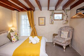 Hall House Estate - 4 Properties- St Florence