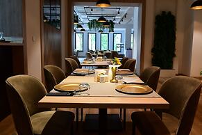 Dom Nazaret - Close to Airport 24h