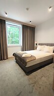 Dom Nazaret - Close to Airport 24h