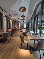 Dom Nazaret - Close to Airport 24h