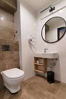 Dom Nazaret - Close to Airport 24h