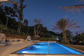 Villa with Jacuzzi &Stunning Seaview V30