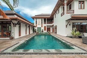 5BR Tropical Villa Pool & Garden V45