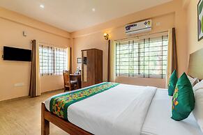 Treebo Arabica Valley-Coffee Plantation Retreat