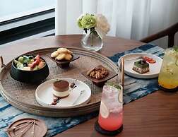 Dali Puyu VILLA Cliff Seaview Hotel