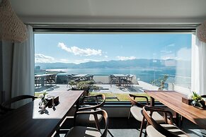Dali Puyu VILLA Cliff Seaview Hotel