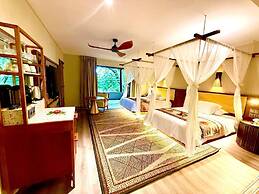 HOTEL WADRA BAY