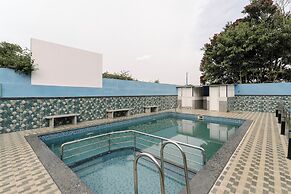 Treebo SNS Grand Inn with Swimming Pool