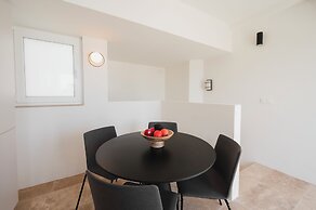 V60 Valletta
