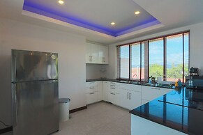 Sea View Front&Back Pool Near Beach V240