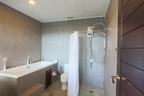 Sea View Front&Back Pool Near Beach V240