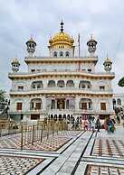 Hotel Pilgrim Near Golden Temple