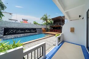 JR Siam Hotel