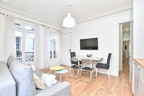 Charming 1br/4p Apartment - Louvre Museum