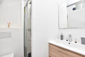 Charming 1br/4p Apartment - Louvre Museum