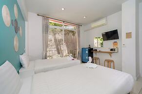Kata Sea Boutique Hotel