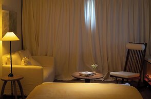 Dali Shuanglang Anqi'erhai Resort Hotel