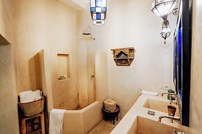 Riad dar ayur