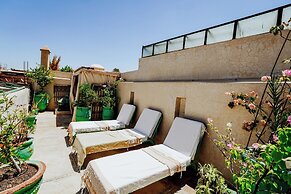 Riad dar ayur