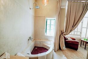 Riad dar ayur