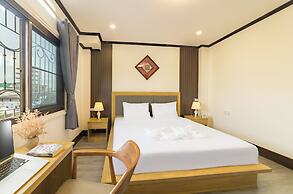 Peaceful 2 Hotel