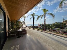 Nalu Beach