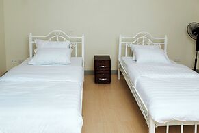 Kandez Holiday Home