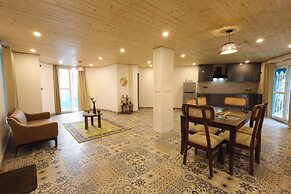 Sansa By The Woods - Manor Mussoorie