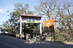 Sansa By The Woods - Manor Mussoorie
