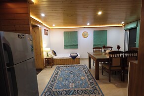 Sansa By The Woods - Manor Mussoorie
