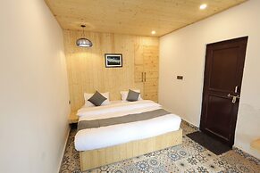Sansa By The Woods - Manor Mussoorie