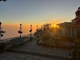Sansa By The Woods - Manor Mussoorie