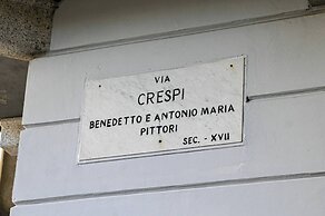 Central Lake View Apartment Crespi in Como