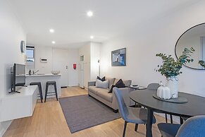 Spectacular Views South Perth1br