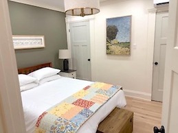 HarbourGate Condos & Studios