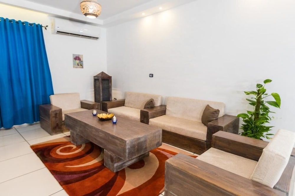 Pyramids Gem Plaza Boutique Hotel